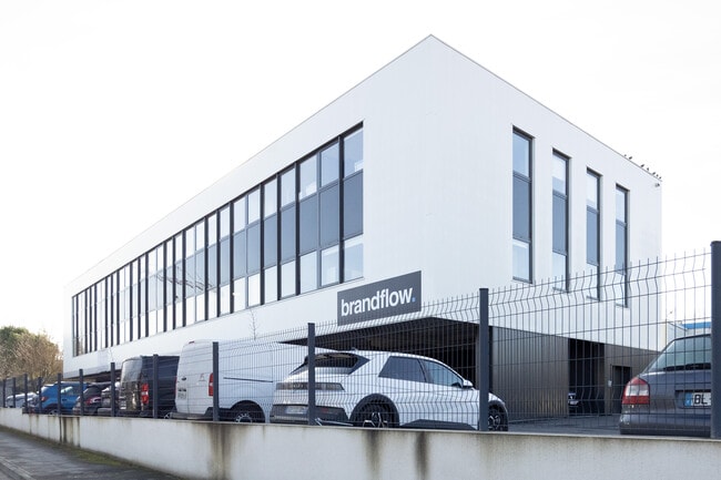 Plus de détails pour 11 Chemin De L'Armee, L'Union - Bureau à louer