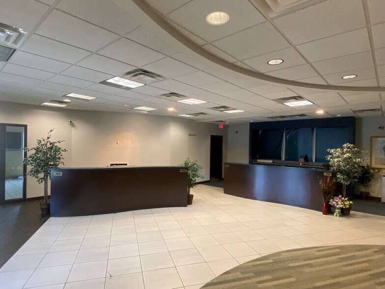 680 McKinney Blvd, Colonial Beach, VA à vendre - Photo intérieure – Image 3 sur 5