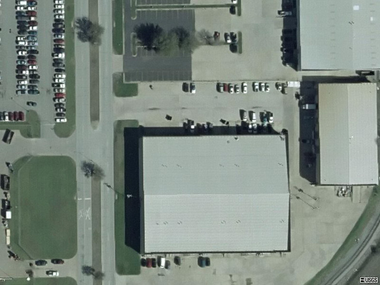 1901 S Great Southwest Pky, Grand Prairie, TX à louer - Aérien – Image 2 sur 9