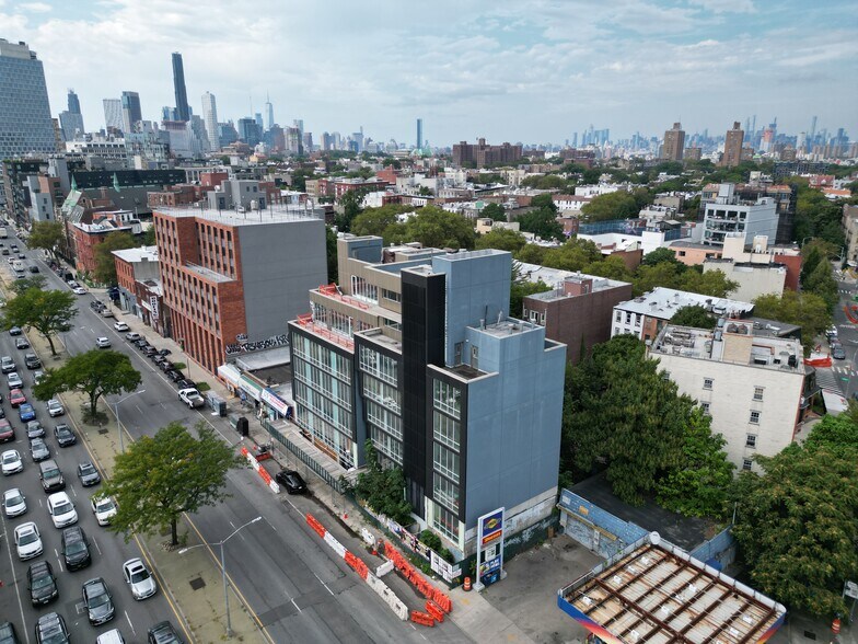 929 Atlantic Ave, Brooklyn, NY à vendre - Photo de l’immeuble – Image 2 sur 4