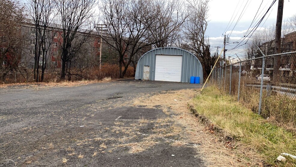 164-168 Manchester pl, Newark, NJ à louer - Photo de l’immeuble – Image 3 sur 18