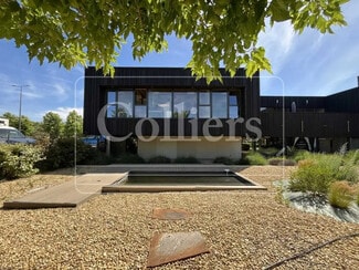 Plus de détails pour 120 rue Emilien Gautier, Aix-en-Provence - Bureau, Local commercial à louer
