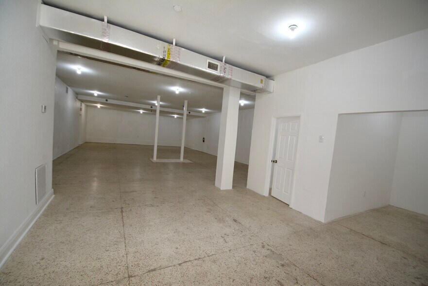 5525 NW 7th Ave, Miami, FL à louer - Photo intérieure – Image 3 sur 11