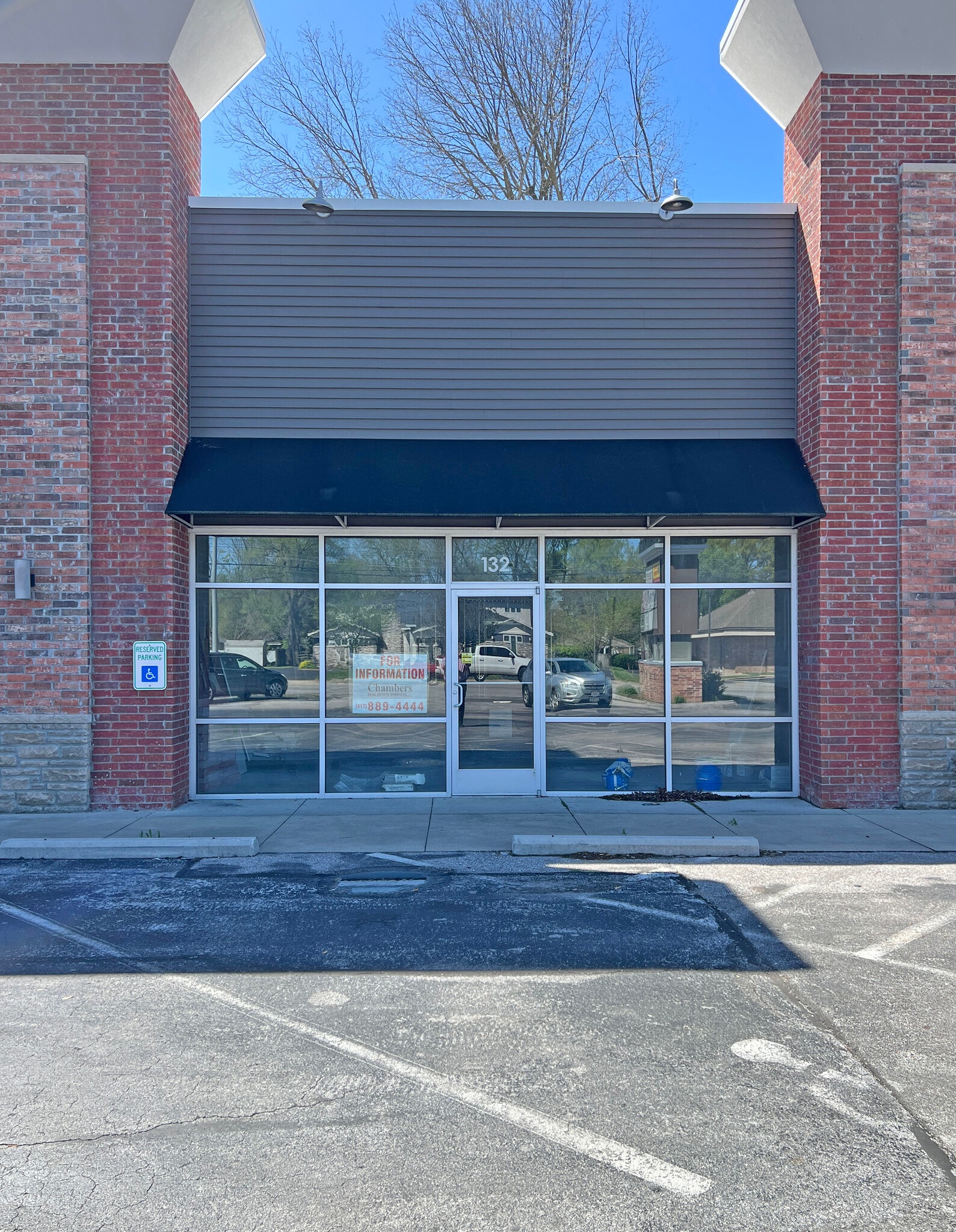 1500 E Sunshine St, Springfield, MO à vendre Photo de l’immeuble– Image 1 sur 5
