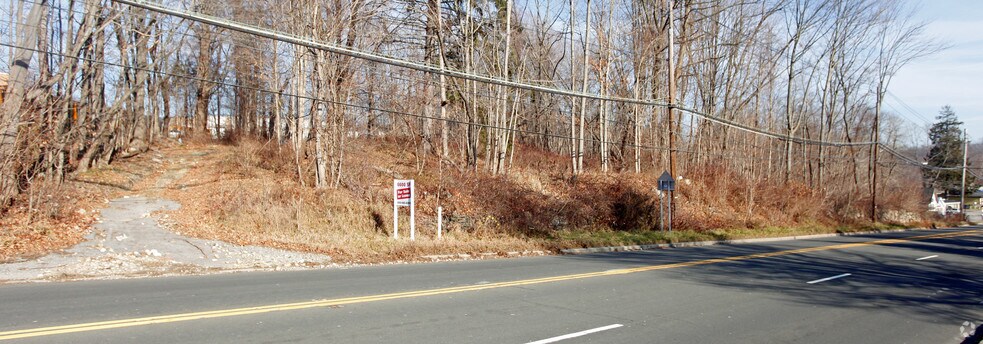 3116 E Main St, Mohegan Lake, NY à louer - Photo de l’immeuble – Image 3 sur 9