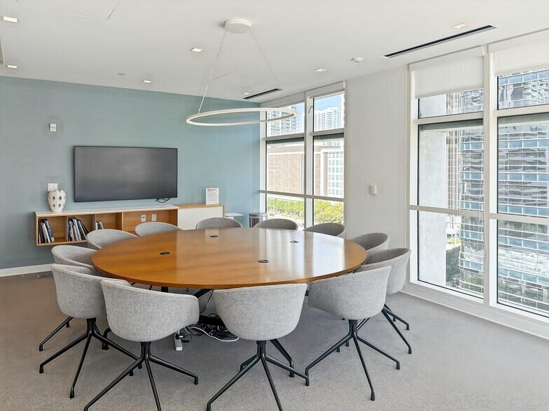 801 Brickell Ave, Miami, FL à louer - Photo intérieure – Image 3 sur 15