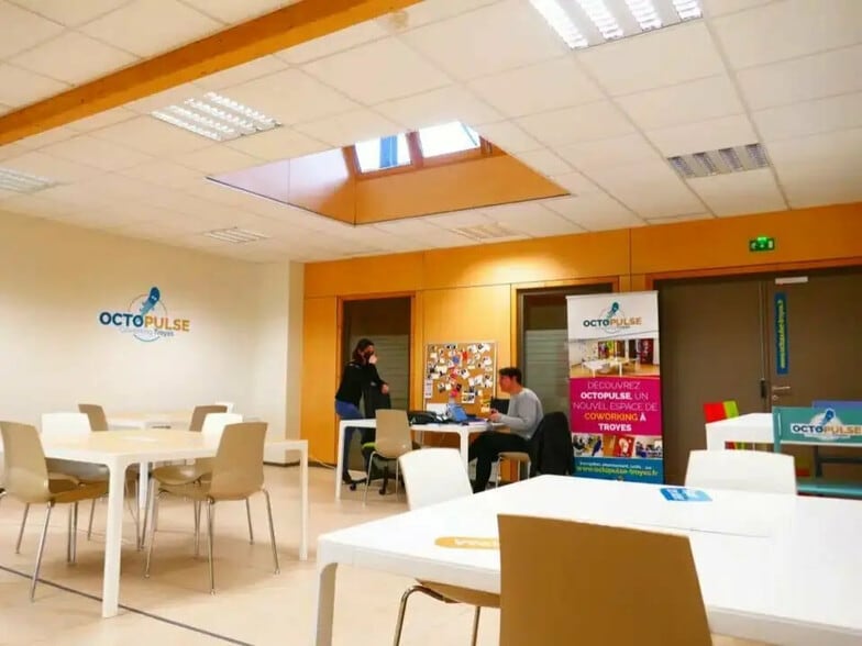 Bureau dans Troyes à louer - Photo intérieure – Image 2 sur 4