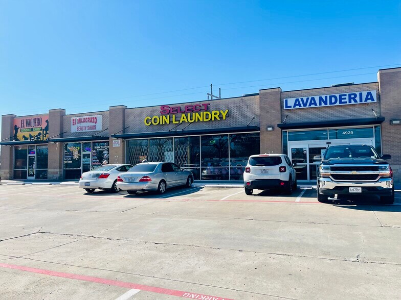 4929 Gus Thomasson Rd, Mesquite, TX à vendre - Photo de l’immeuble – Image 2 sur 3