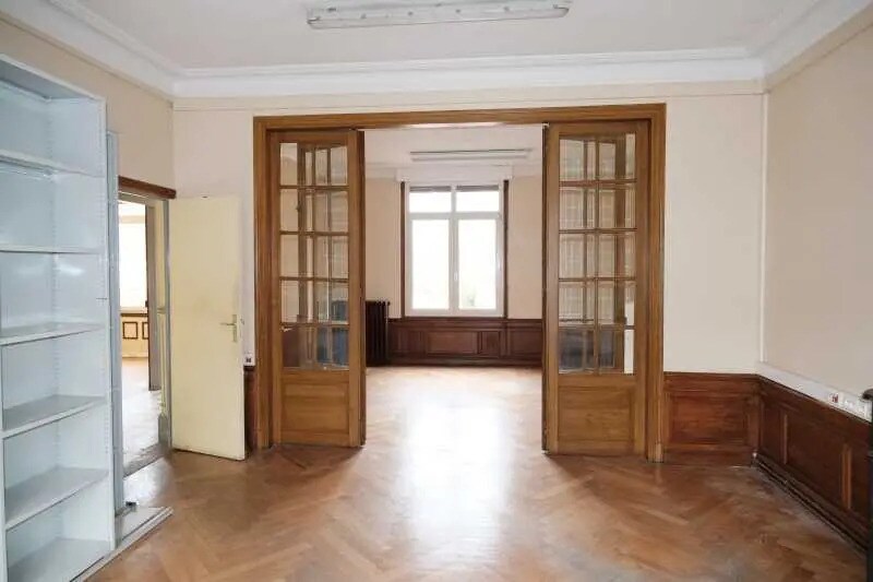 Bureau dans Harly à louer - Photo de l’immeuble – Image 3 sur 4