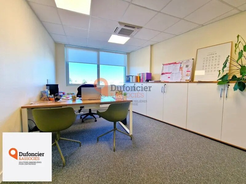 Bureau dans Poitiers à louer Photo intérieure– Image 1 sur 11