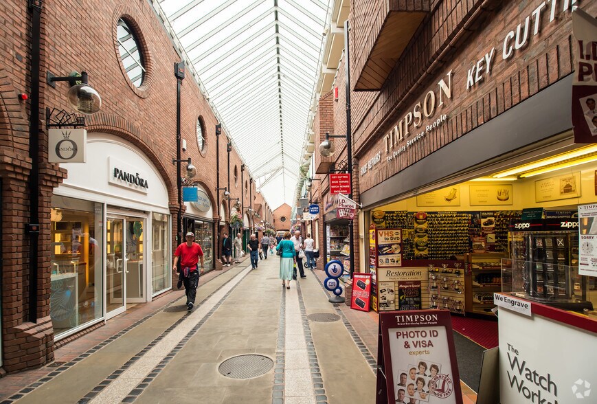 Lowther St, Carlisle à vendre - Photo de l’immeuble – Image 2 sur 11