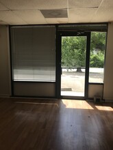 1401-1409 Avenue M Rd, Huntsville, TX à louer Photo de l’immeuble– Image 2 sur 9