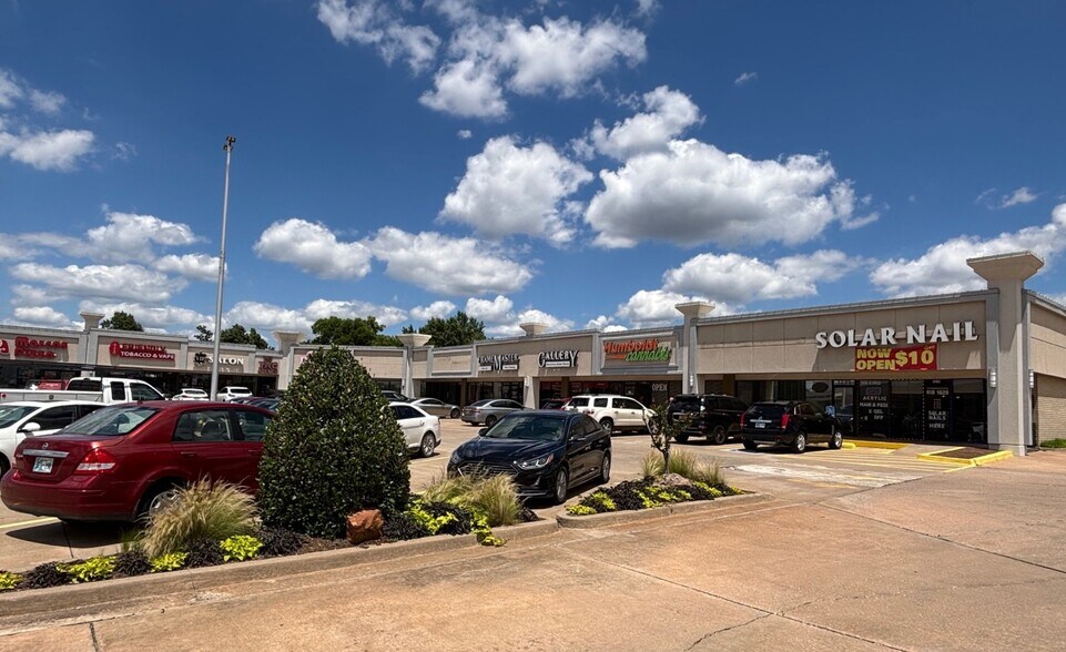 3200 S Boulevard St, Edmond, OK à louer - Photo de l’immeuble – Image 2 sur 3
