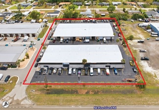 Plus de détails pour 1056 NE Pine Island Rd, Cape Coral, FL - Local d'activités à louer