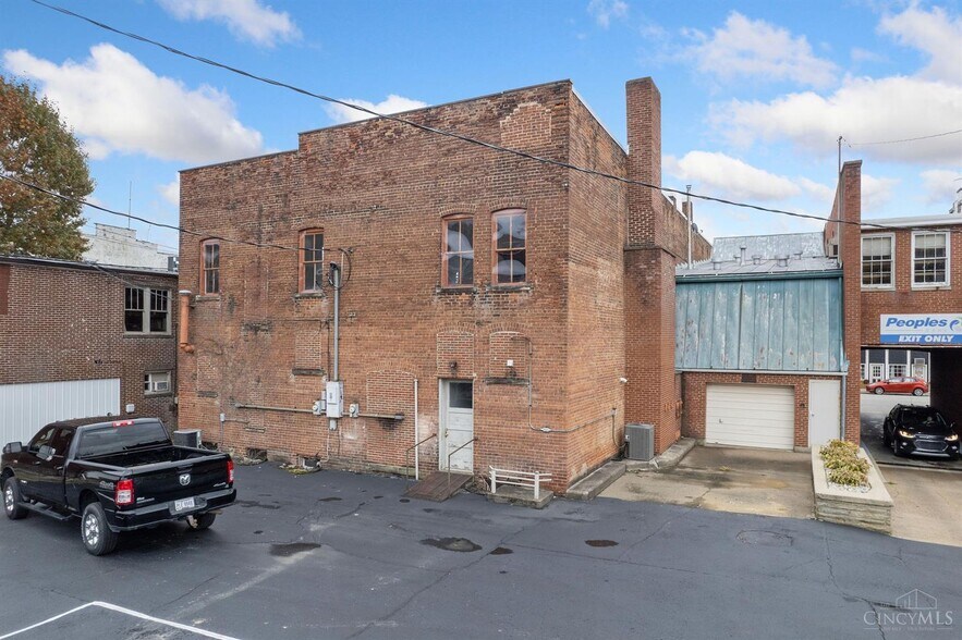 112 Main St, Ripley, OH à vendre - Photo de l’immeuble – Image 3 sur 48