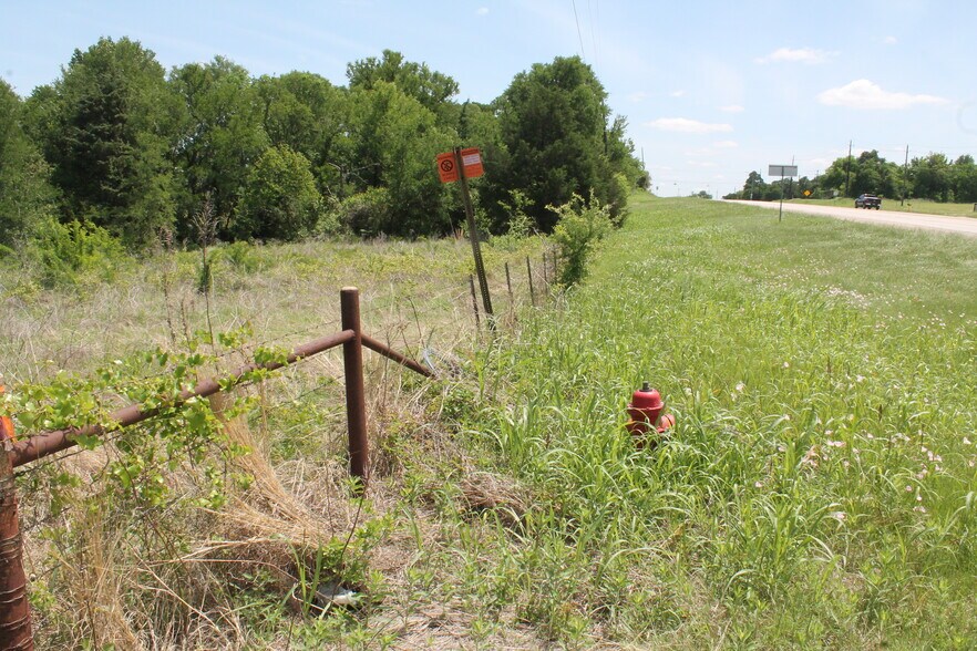 TBD S Highway 77, Lorena, TX à vendre - Photo de l’immeuble – Image 2 sur 8