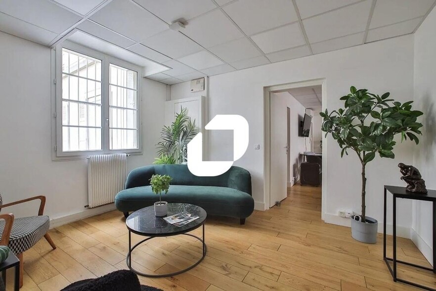 17 Rue Catherine De La Rochefoucauld, Paris à vendre - Photo intérieure – Image 2 sur 11