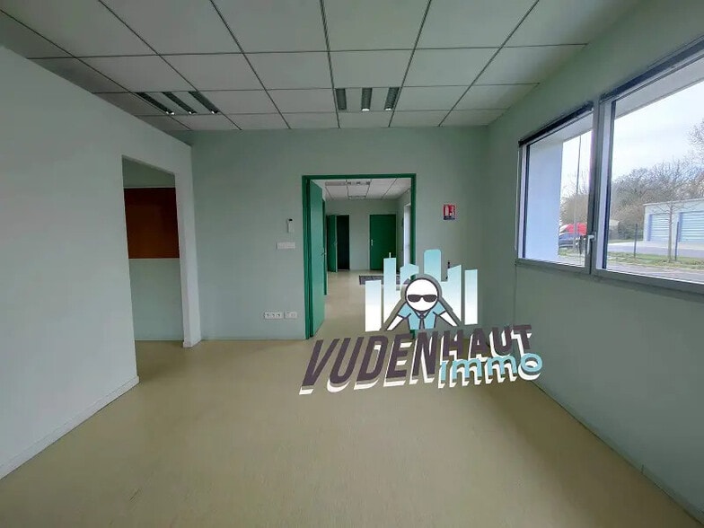 Bureau dans Villematier à vendre - Photo intérieure – Image 2 sur 11