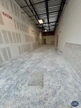 6455 N Wickham Rd, Melbourne, FL à louer Photo intérieure– Image 2 sur 4