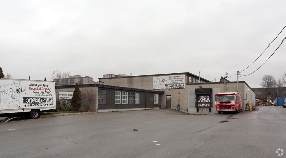5 Sheffield St, Toronto, ON à louer - Photo principale – Image 1 sur 2