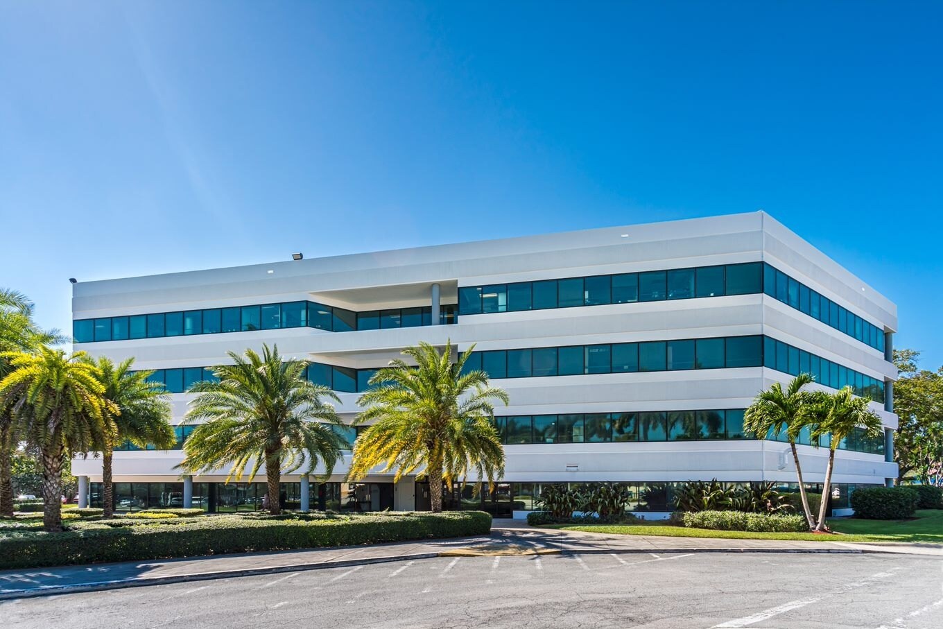 200 S Park Rd, Hollywood, FL à louer Photo de l’immeuble– Image 1 sur 3