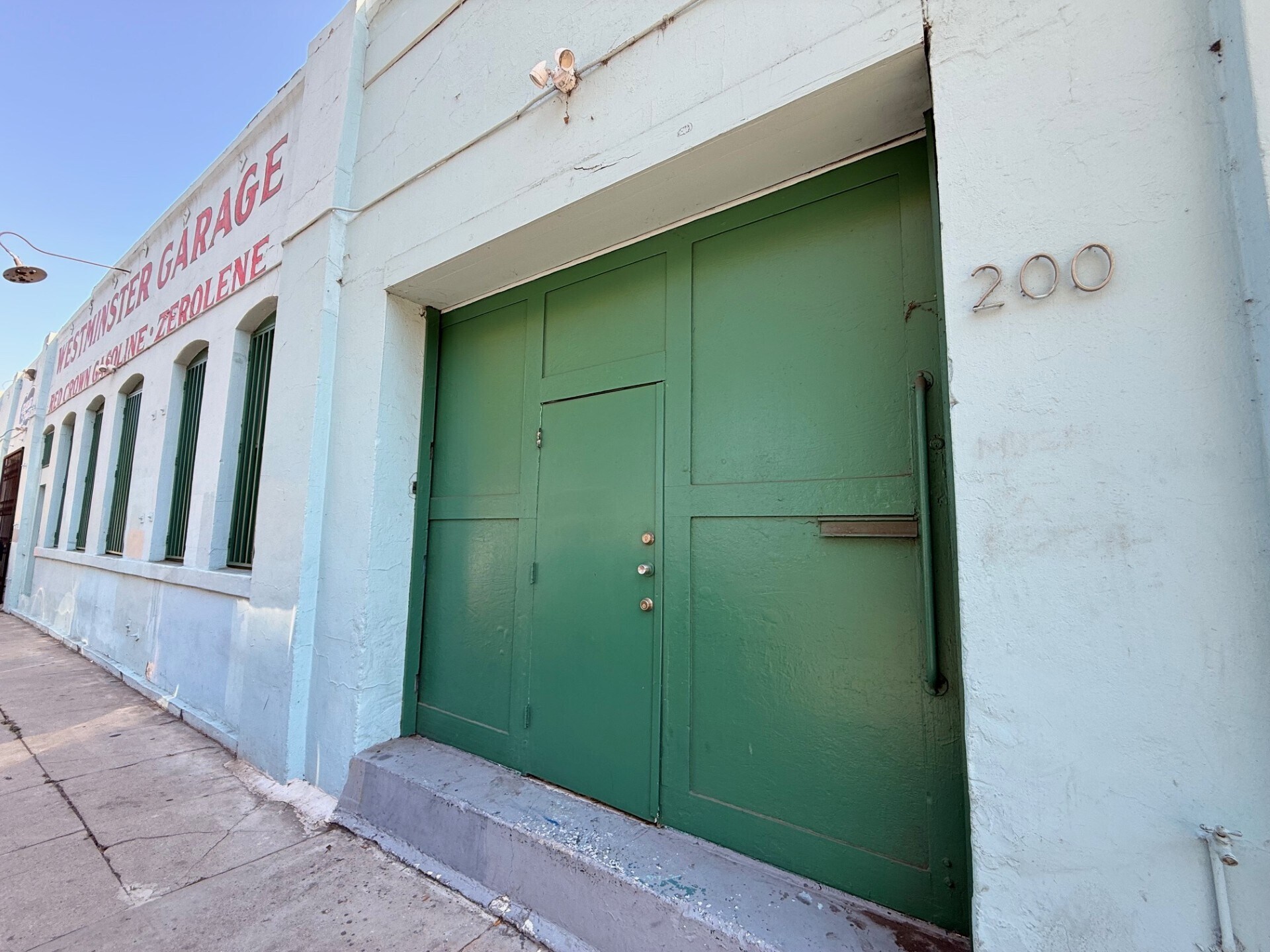 200 Westminster Ave, Venice, CA à louer Photo principale– Image 1 sur 2