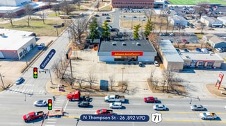 Plus de détails pour 100 N Thompson St, Springdale, AR - Local commercial à vendre