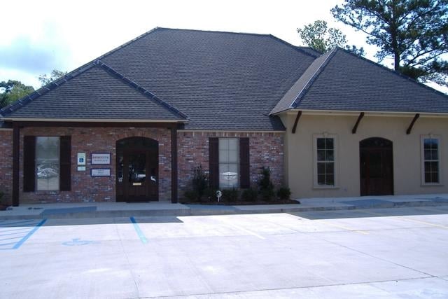 4451 Bluebonnet Blvd, Baton Rouge, LA à louer Photo principale– Image 1 sur 3