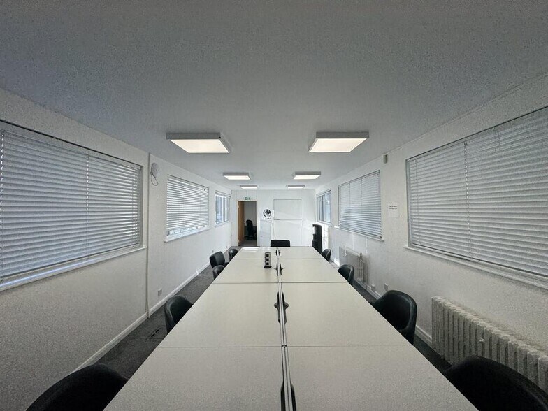 105-107 Bath Rd, Cheltenham à louer - Photo intérieure – Image 2 sur 4