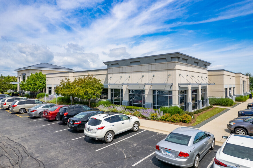 1450 Busch Pky, Buffalo Grove, IL à louer - Photo de l’immeuble – Image 1 sur 11