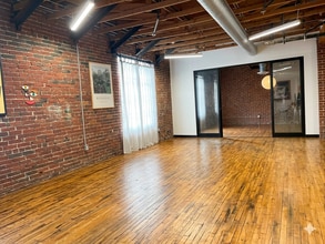 1330 S Santa Fe Ave, Los Angeles, CA à louer Photo intérieure– Image 2 sur 4