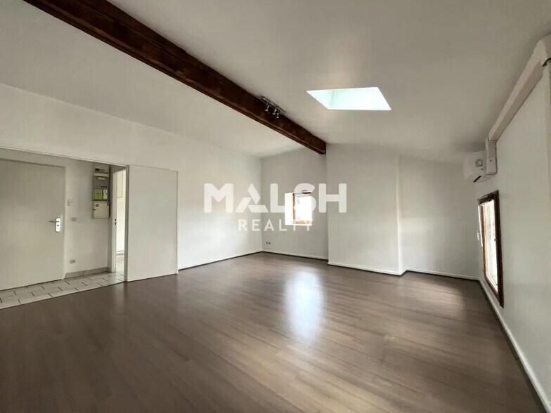Bureau dans Lyon à louer - Photo de l’immeuble – Image 2 sur 17