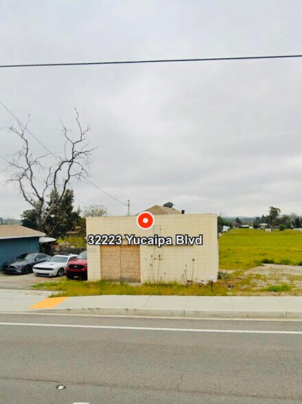32223 Yucaipa Blvd, Yucaipa, CA à vendre - Photo de l’immeuble – Image 3 sur 3