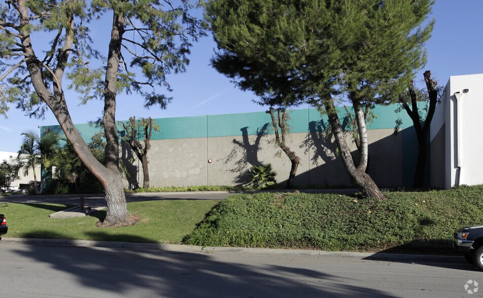 589 Apollo St, Brea, CA à louer - Photo de l’immeuble – Image 3 sur 3