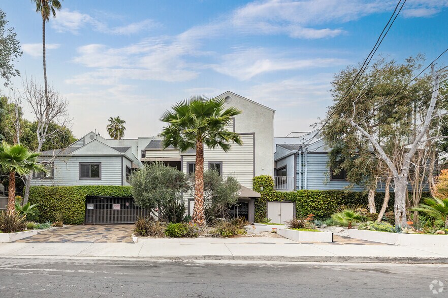 6337 Primrose Ave, Los Angeles, CA à vendre - Photo de l’immeuble – Image 2 sur 33