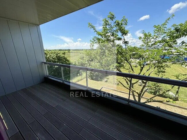 Plus de détails pour Avenue Satolas Green, Pusignan - Bureau à louer