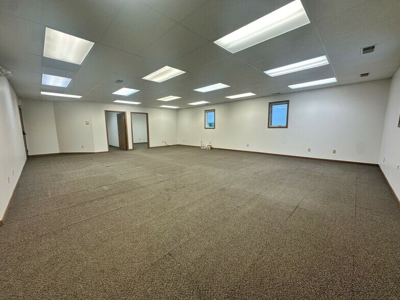 1230 S Victory Dr, Mankato, MN à vendre - Photo intérieure – Image 3 sur 5