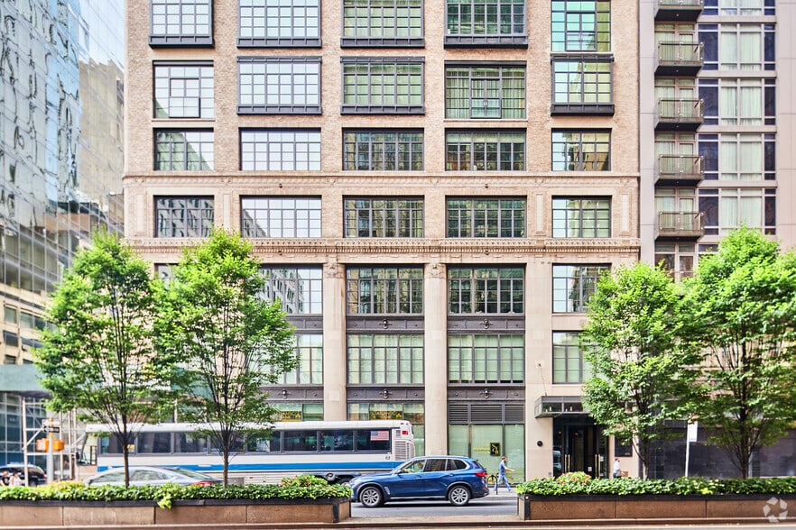 432 Park Ave S, New York, NY à louer - Photo de l’immeuble – Image 3 sur 18