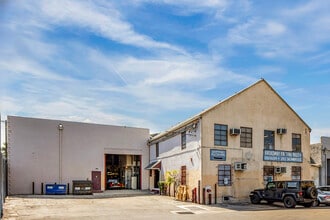 2152 Sacramento St, Los Angeles, CA à louer Photo intérieure– Image 1 sur 9