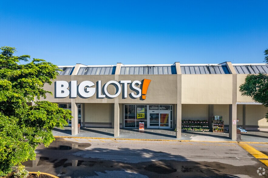 4901 Palm Beach Blvd, Fort Myers, FL à louer - Photo de l’immeuble – Image 2 sur 14