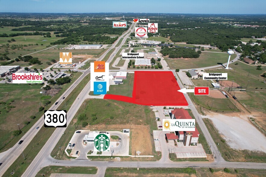2159 10th St, Bridgeport, TX à vendre - Photo principale – Image 1 sur 2