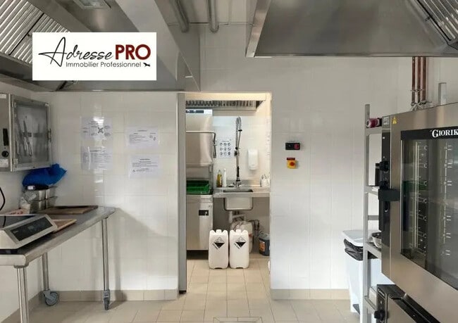 Plus de détails pour Local commercial à louer