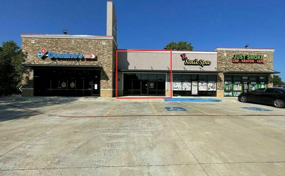 2807 S Main St, Lindale, TX à louer - Photo de l’immeuble – Image 3 sur 8