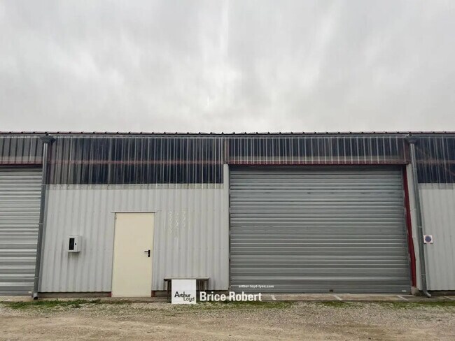 Plus de détails pour 18 Chemin De Marcilly, Lissieu - Local d'activités à louer