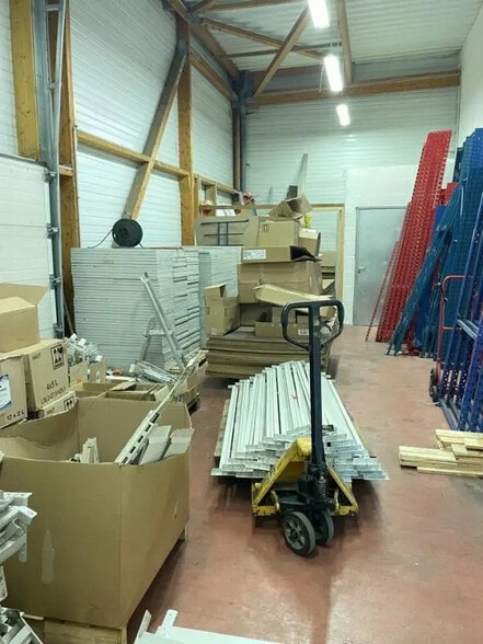 Local commercial dans Plourin-lès-Morlaix à vendre - Photo intérieure – Image 3 sur 3