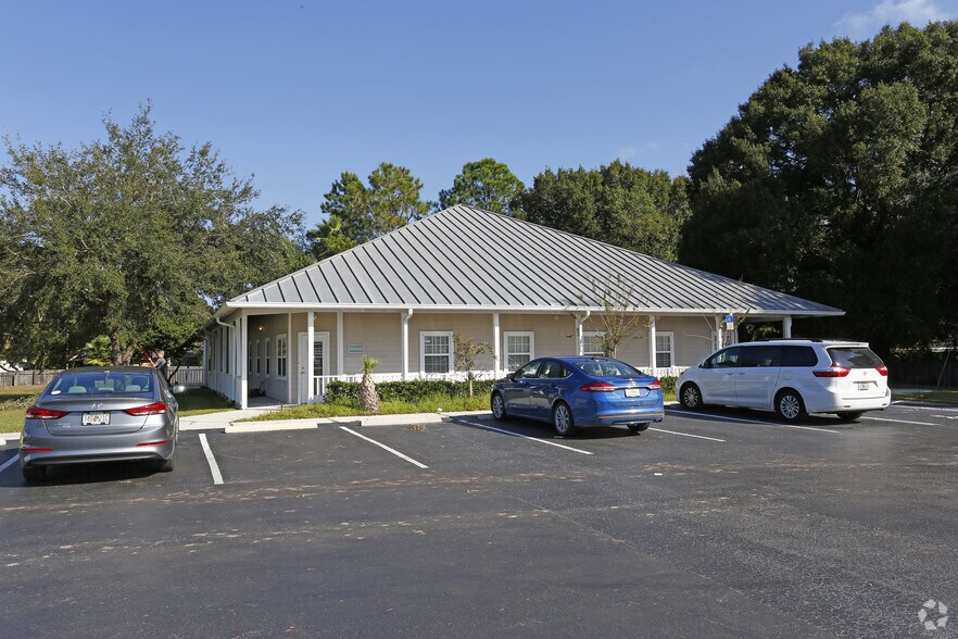9851 State Road 54, New Port Richey, FL à louer - Photo de l’immeuble – Image 3 sur 3