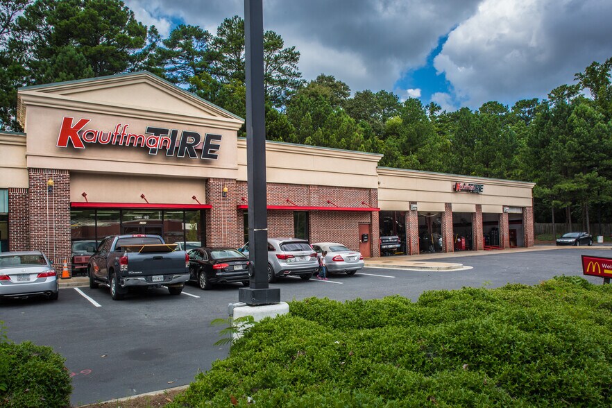 2350 Cheshire Bridge Rd NE, Atlanta, GA à louer - Photo de l’immeuble – Image 3 sur 12