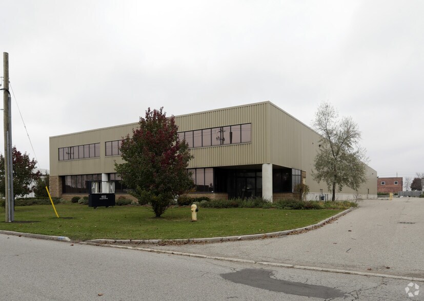 602 Colby Dr, Waterloo, ON à vendre - Photo de l’immeuble – Image 3 sur 3