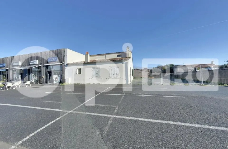 Local commercial dans La Couarde-sur-Mer à louer Photo principale– Image 1 sur 10