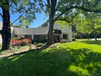 Plus de détails pour 3500 Old Battleground Rd, Greensboro, NC - Local commercial à louer